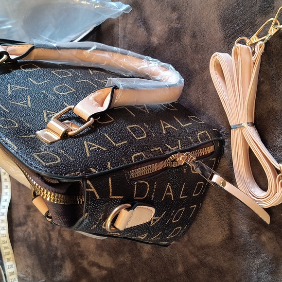 NWT, AOLITA Signature Bag. - Picture 9 of 10